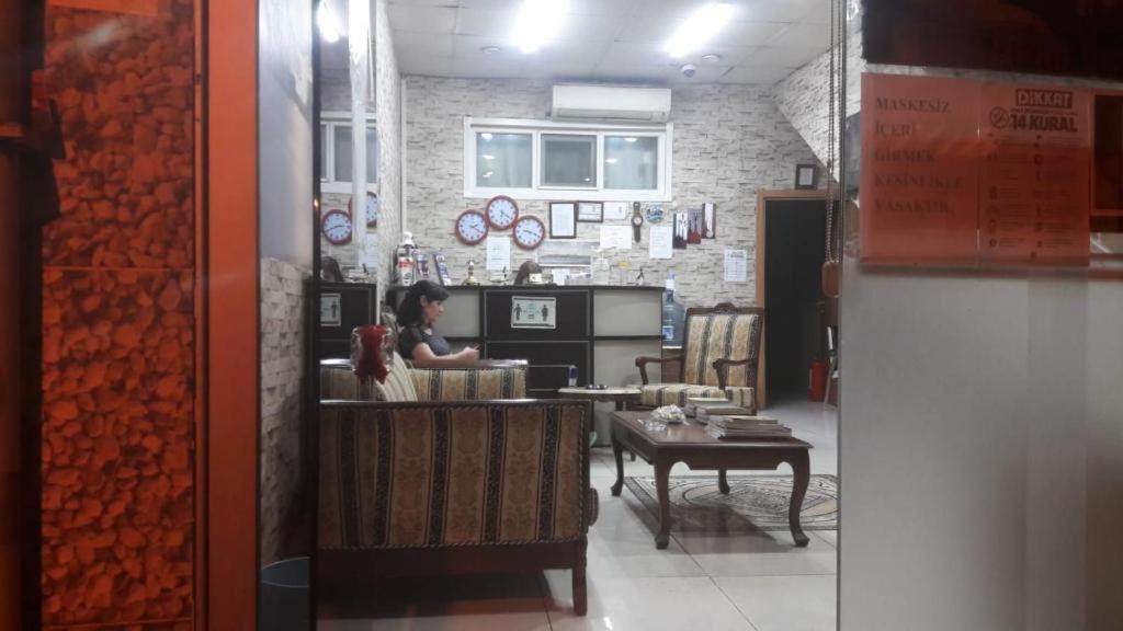Diyar Budget Hotel Istanboel Buitenkant foto