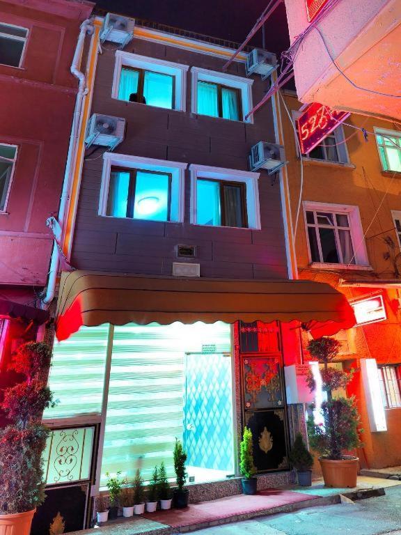 Diyar Budget Hotel Istanboel Buitenkant foto