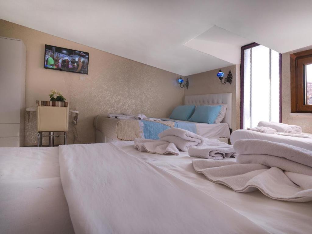 Diyar Budget Hotel Istanboel Buitenkant foto