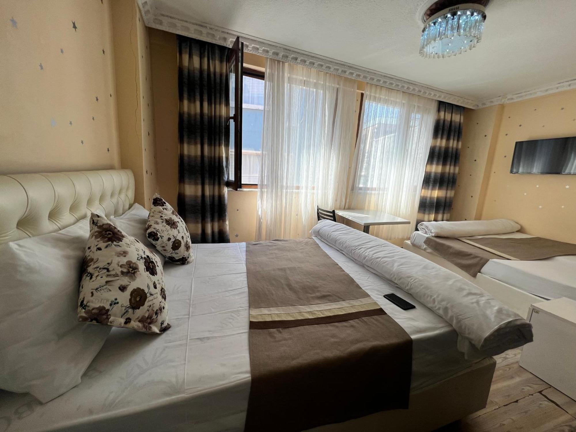 Diyar Budget Hotel Istanboel Buitenkant foto