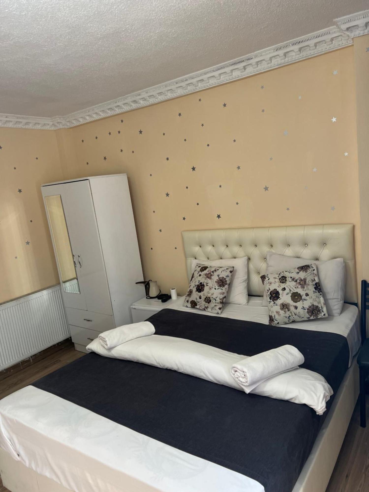 Diyar Budget Hotel Istanboel Buitenkant foto