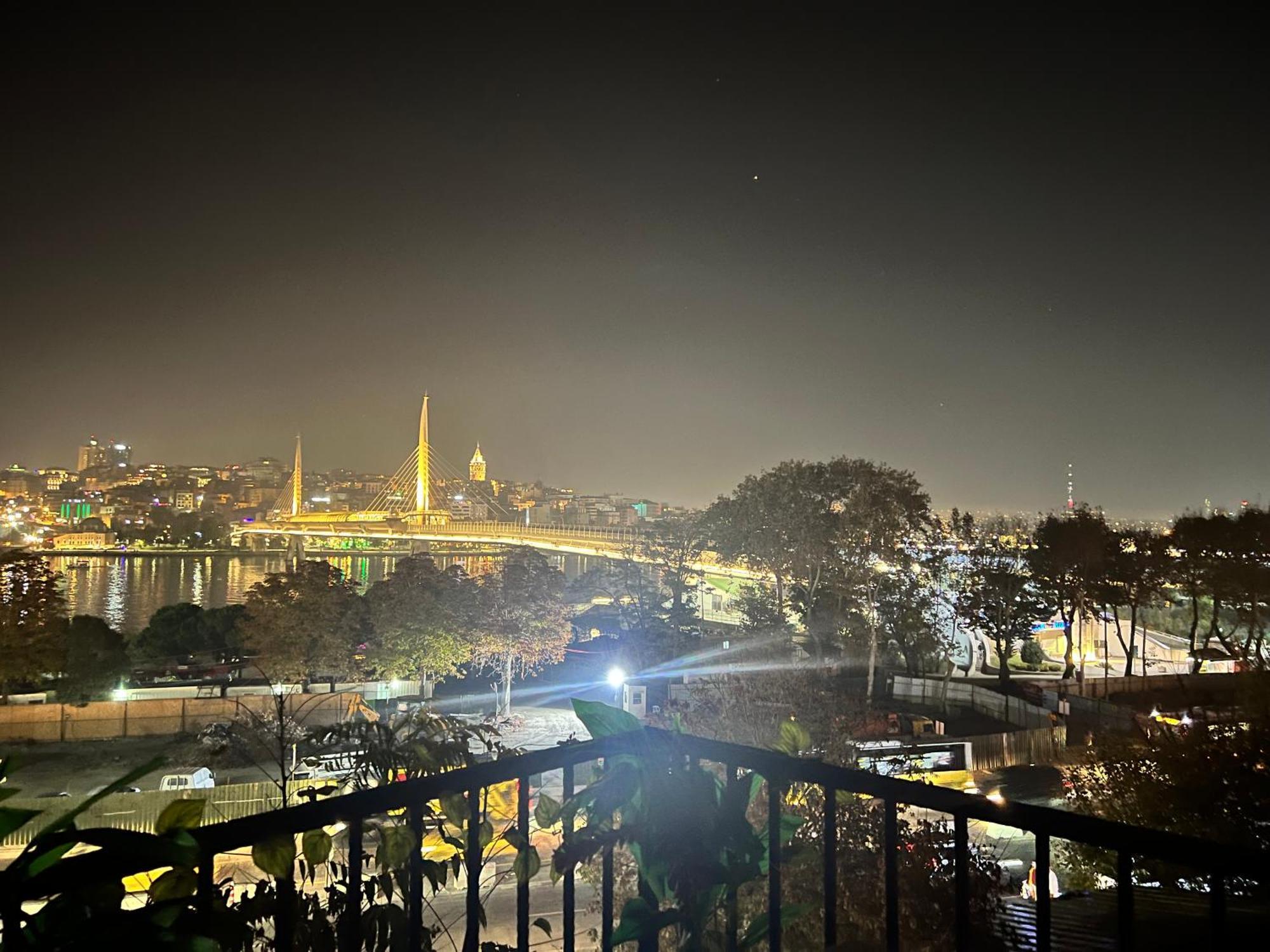 Diyar Budget Hotel Istanboel Buitenkant foto