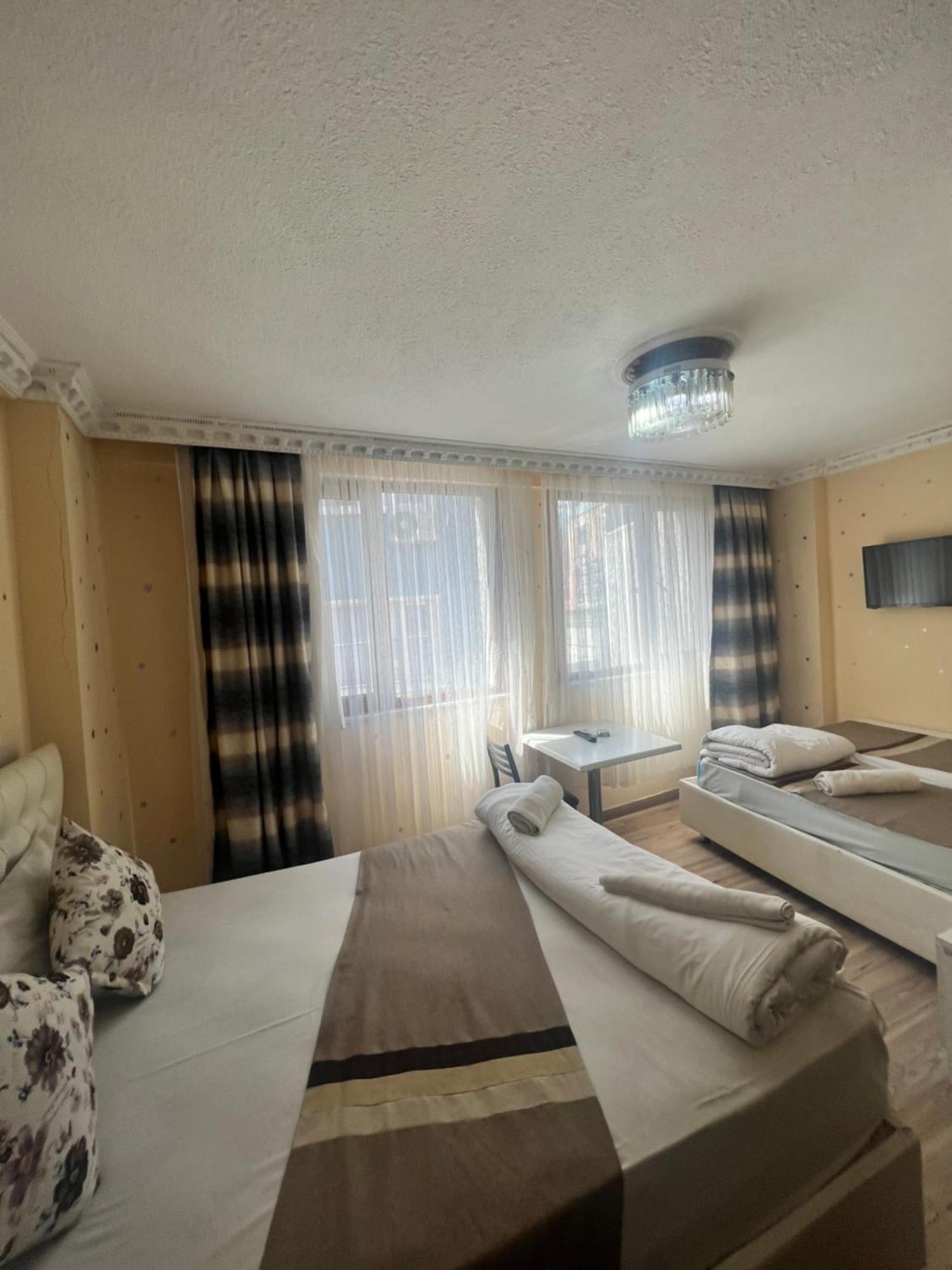 Diyar Budget Hotel Istanboel Buitenkant foto